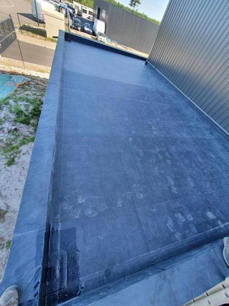 Toit-plat-toiture-chaude